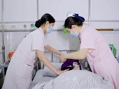 ​护理